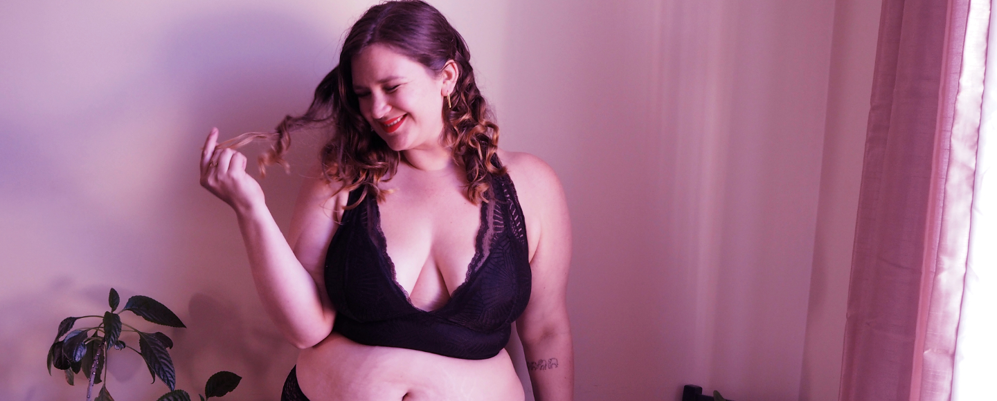 Are Bralettes Good for Large Breasts? Are They Worth It?