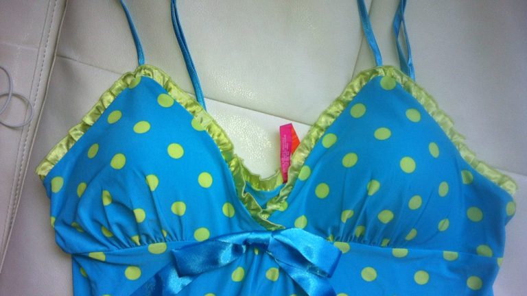 Lightweight Summer Lingerie Fabrics: Mesh, Cotton, and Modal Compared