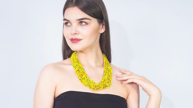 How to Choose a Statement Necklace for Your Neckline