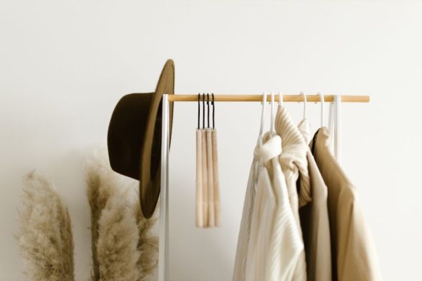 What To Wear To A Summer Wedding Cocktail Attire: What to Wear to a Summer Wedding in Cocktail Attire